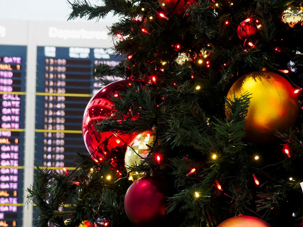 聖なる空港ロビー