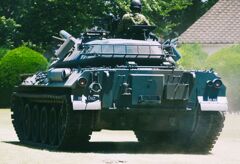 74式戦車が行く