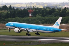 KLMオランダ航空 777-300