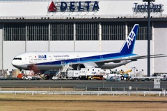 ANA Boeing 777-300