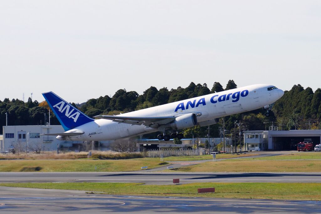 ANA・ 767-300 (JA603A)-BCF