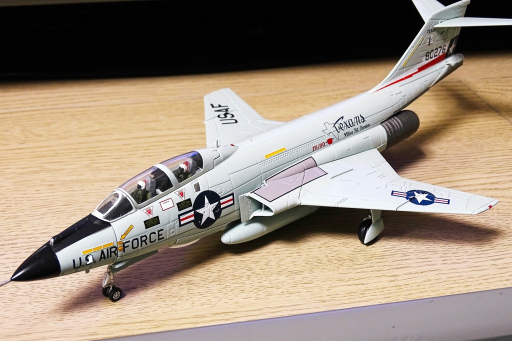 音速戦闘機　F-101B　模型です