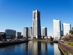 横浜の高層ビル群