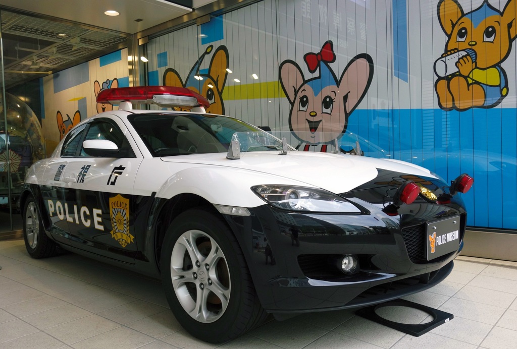RX-8のパトカー