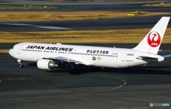 JAL 767-300 (JA8987)