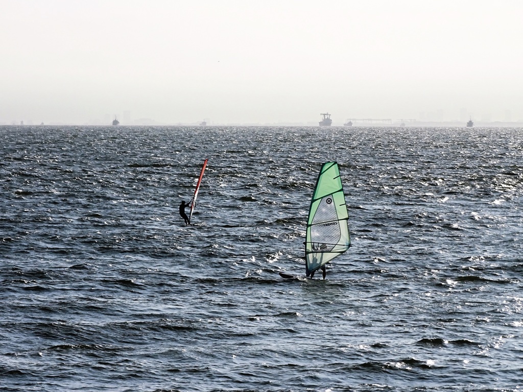 夕刻の東京湾