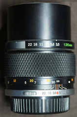 OM-SYSTEM E.ZUIKO 135/3.5