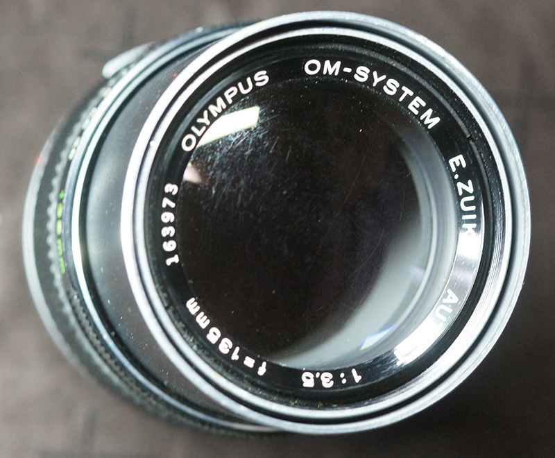 OM-SYSTEM E.ZUIKO 135/3.5