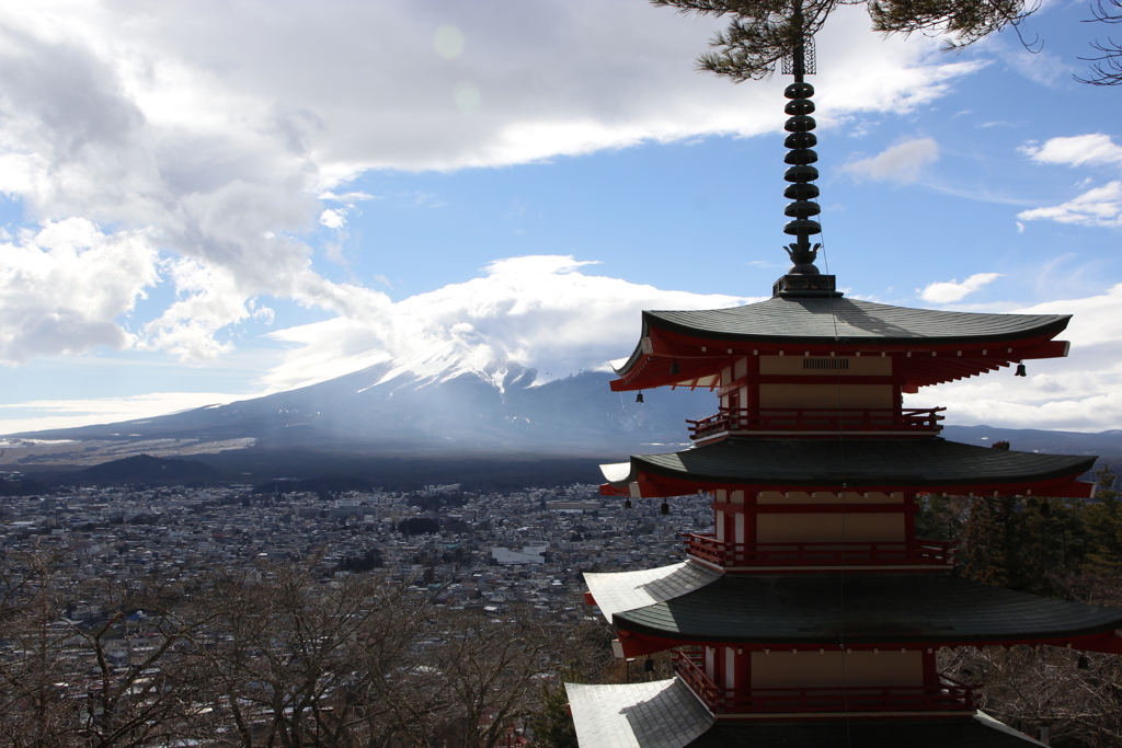 新倉富士浅間神社