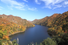 奥只見湖紅葉