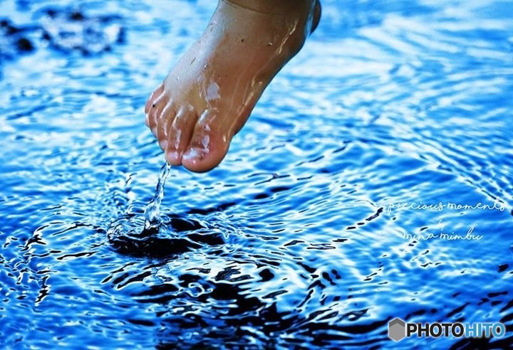 水たまり遊び