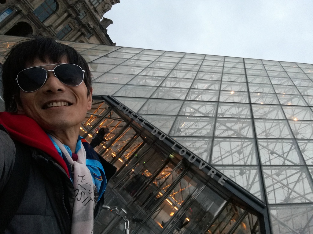 Rocklyan at Louvre musium