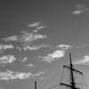 モノトーンの空