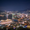 豪華客船と長崎の夜景