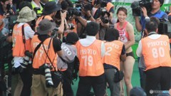 目線下さい