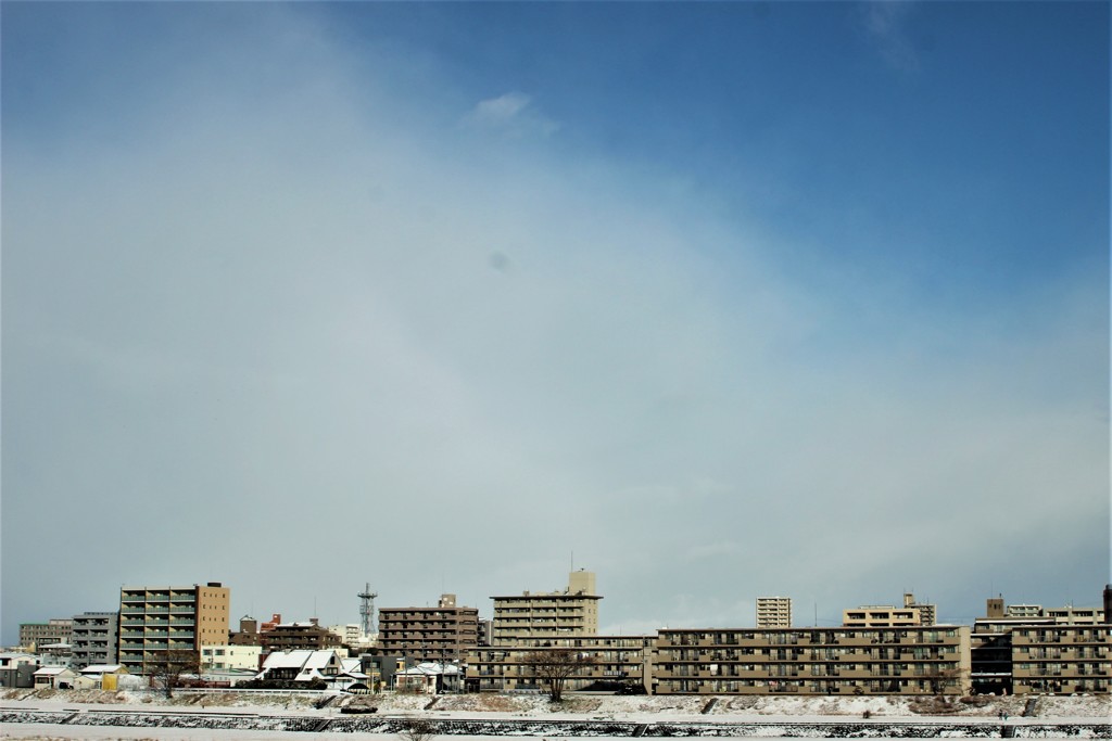 雪去りし