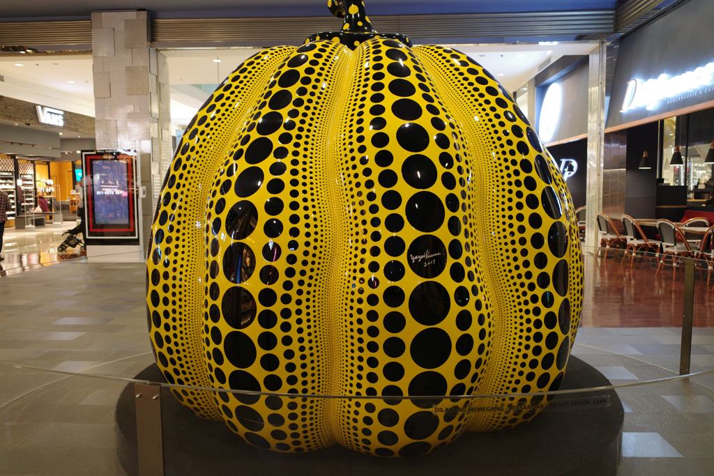 yayoi kusama
