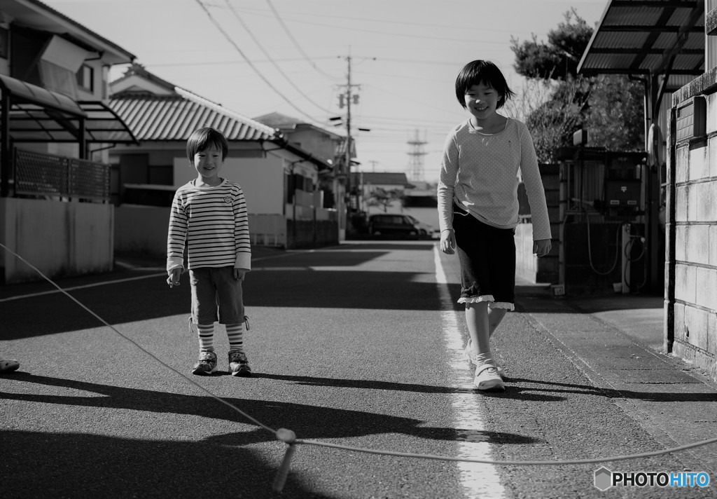 よ～く見て