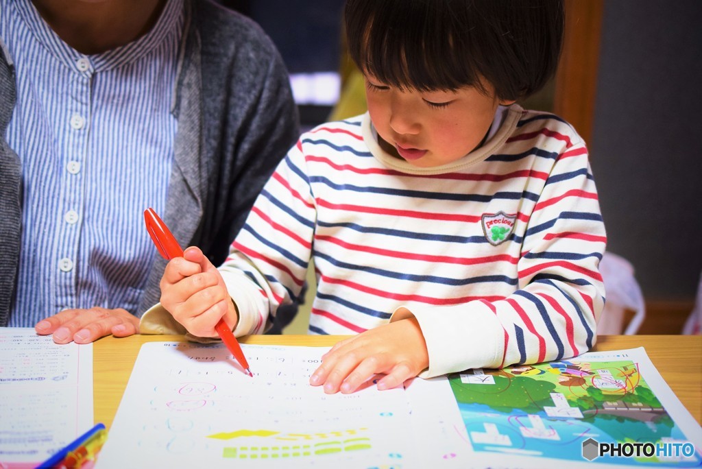 おとうとくん先生丸を付ける♪