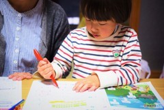 おとうとくん先生丸を付ける♪