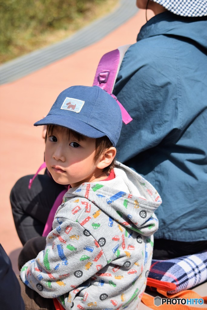 お～い、おとうとくん♪