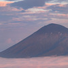 夕暮れ時の岩手山