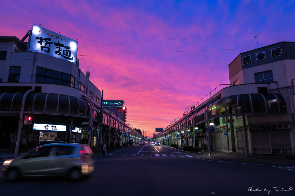 夕暮れの交差点