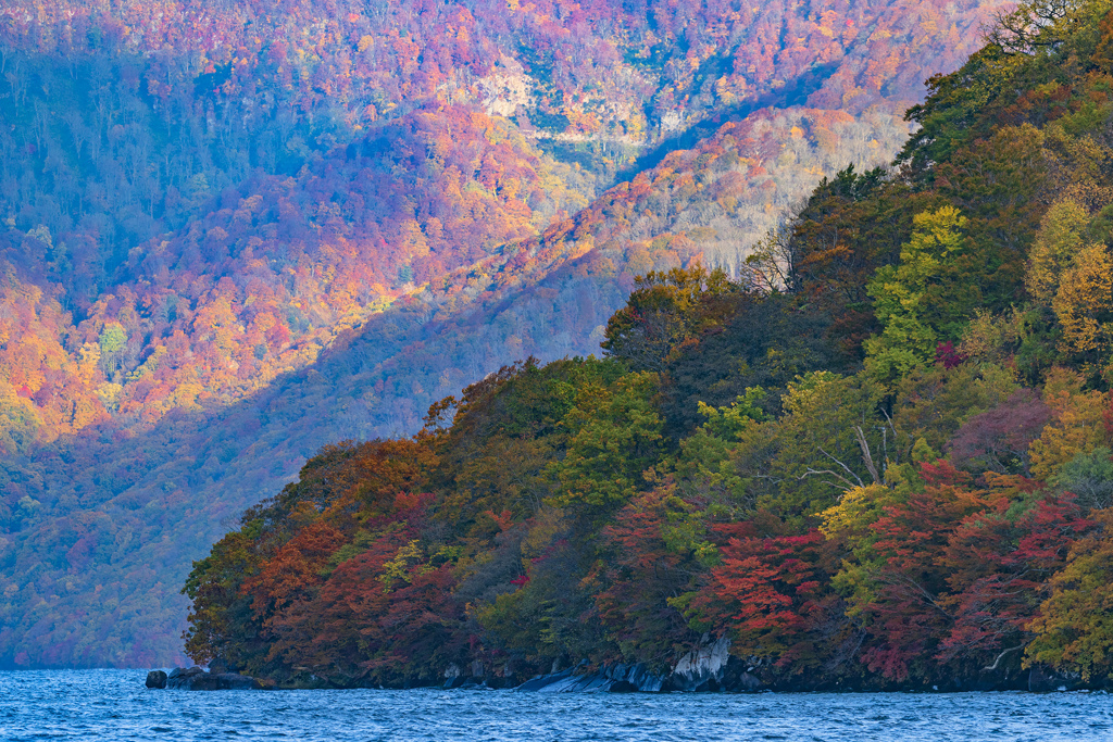 秋の十和田湖