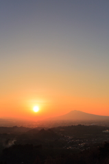岩木山と夕日