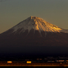 朝焼けの富士山（富士川河口にて）