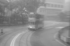 雨の路面電車