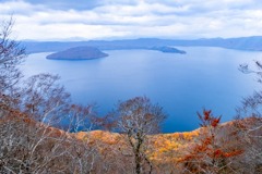 秋の十和田湖（１）