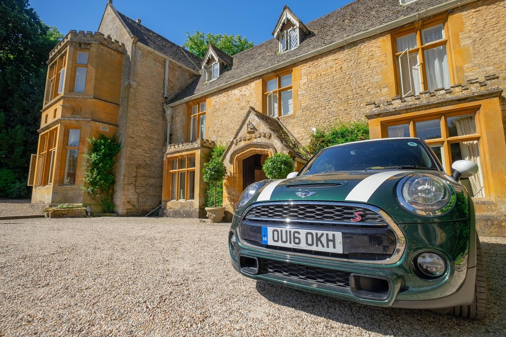 ＭＩＮＩ