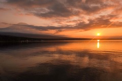 山中湖の夕日（３）