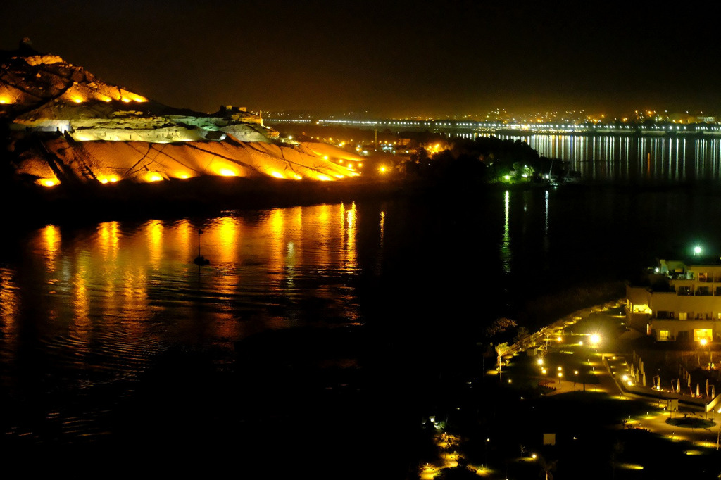 アスワンの夜景（４）