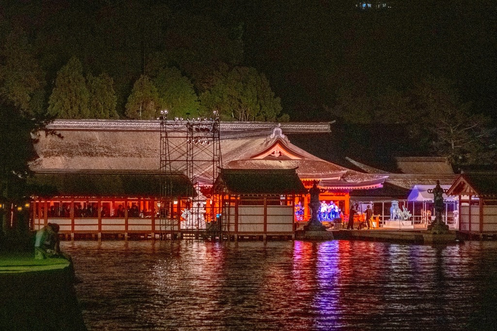 夜の厳島神社（４）