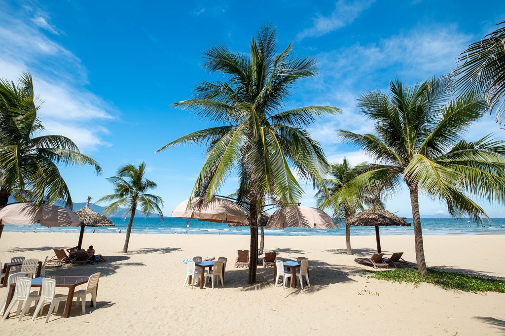 ミーケビーチの夜明け（８）