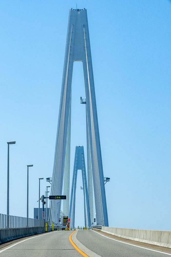 新湊大橋