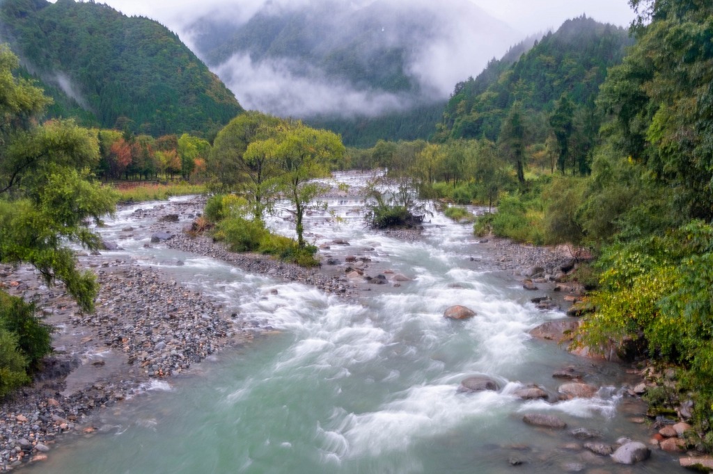 雨の穂高岳