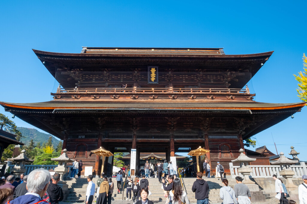 秋の善光寺（１）