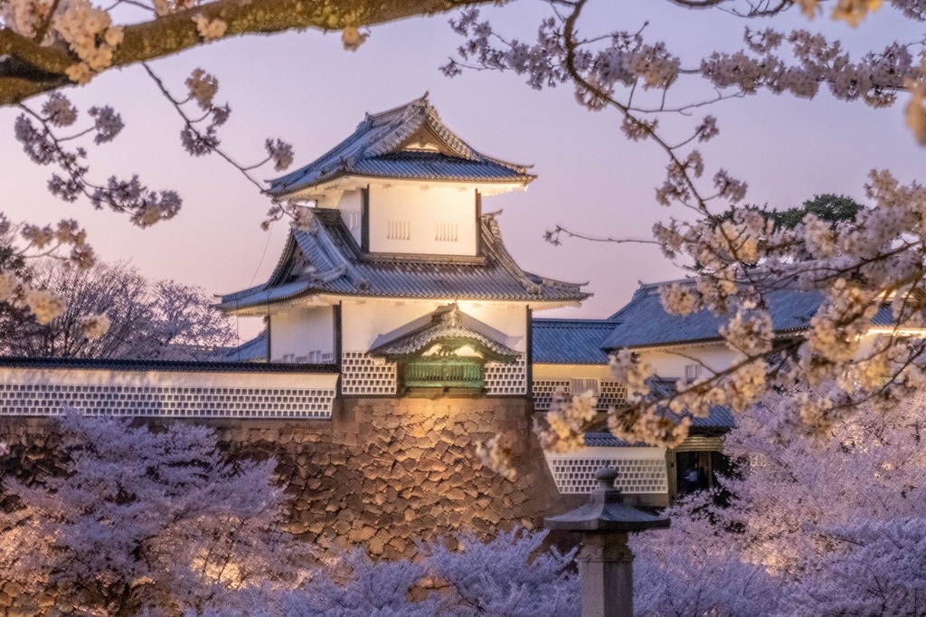夕暮れの金沢城（３）