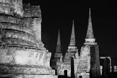 ワット・ブラ・マハタートの夜景２