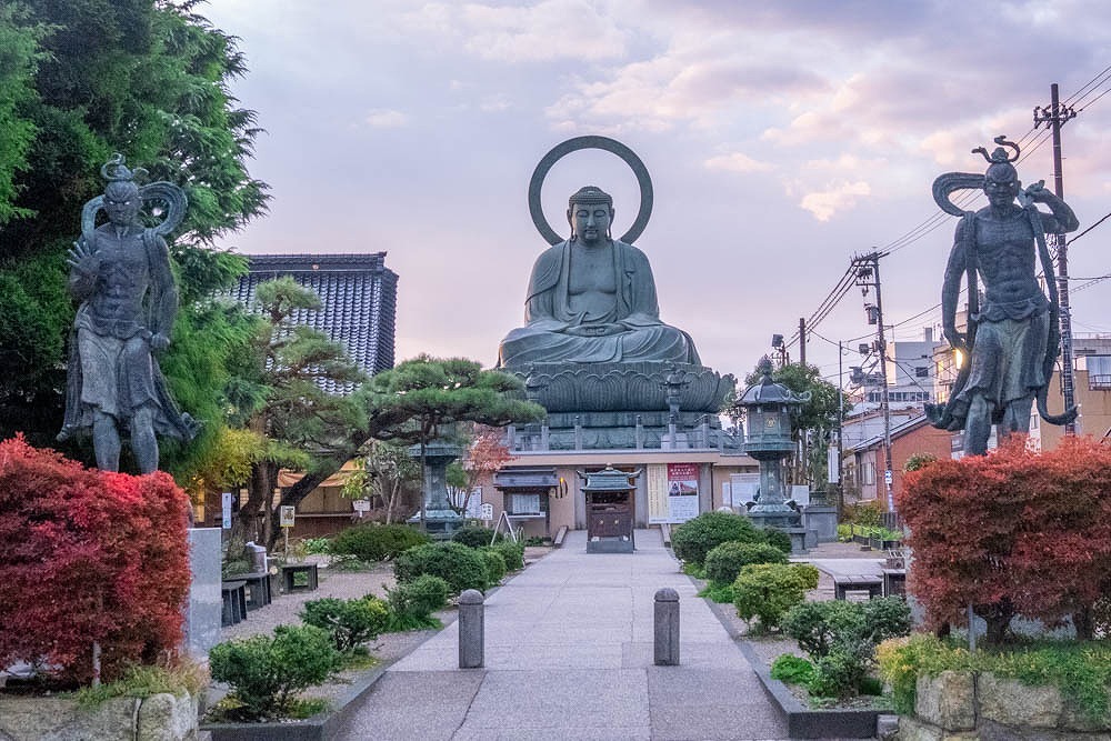高岡の朝（11）