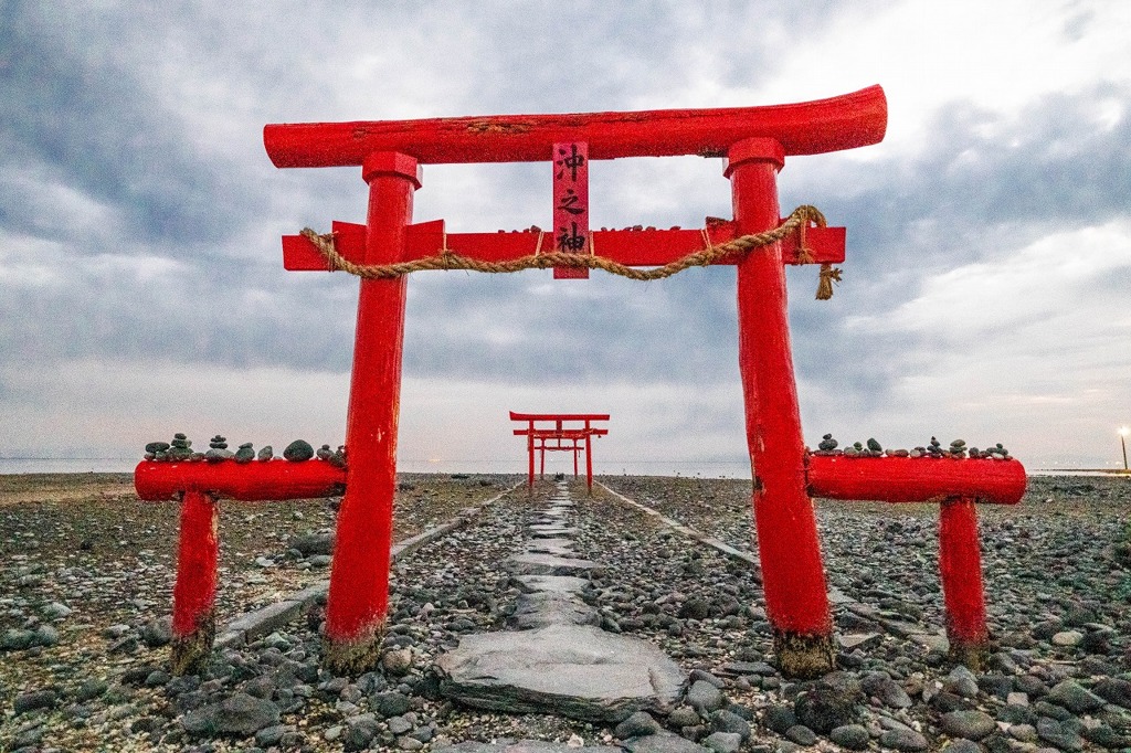 大魚神社の海中鳥居