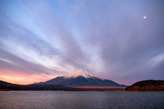 山中湖の夜明け（５）