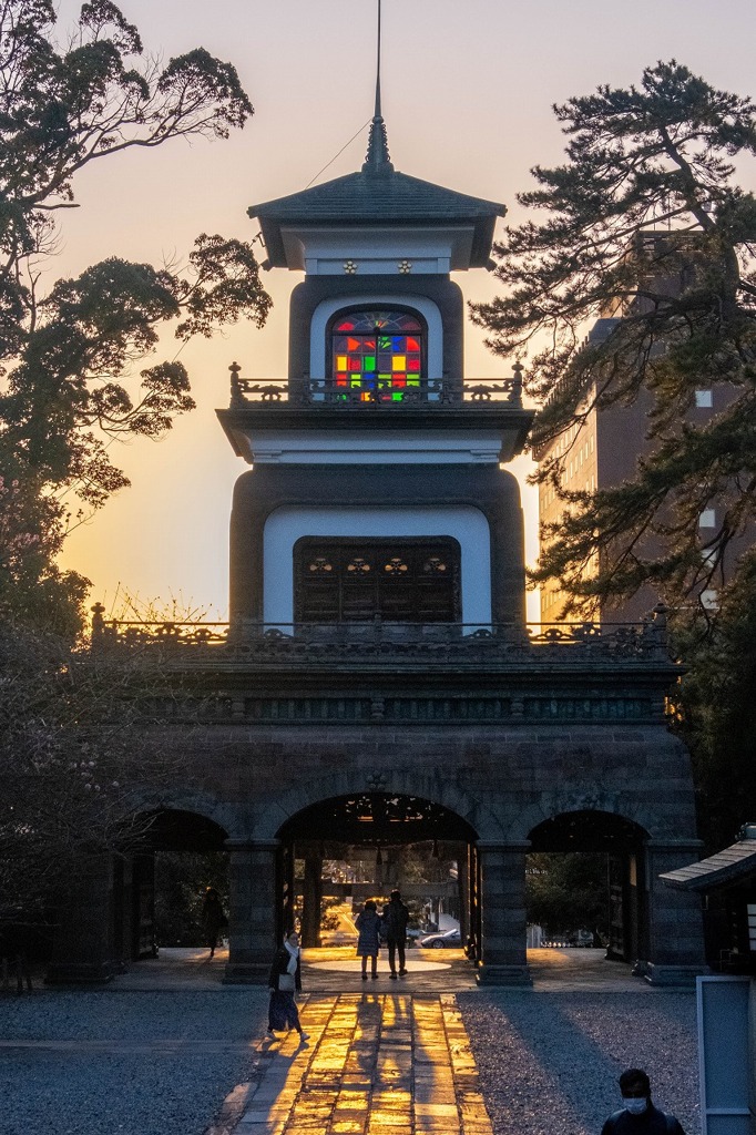 夕暮れの尾山神社（２）