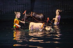 水上人形劇（４）