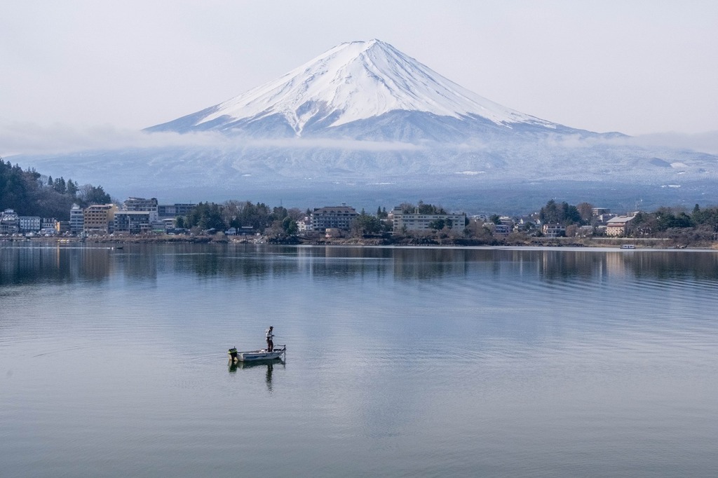 朝の淡口湖