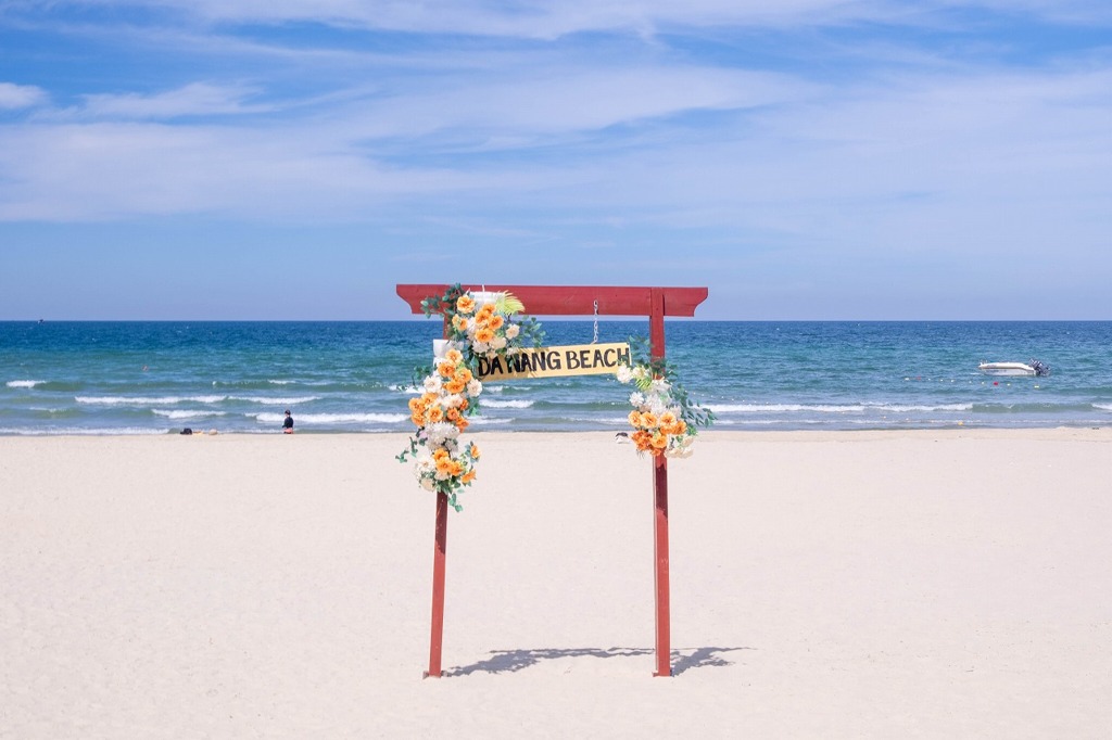 ミーケビーチの夜明け（６）