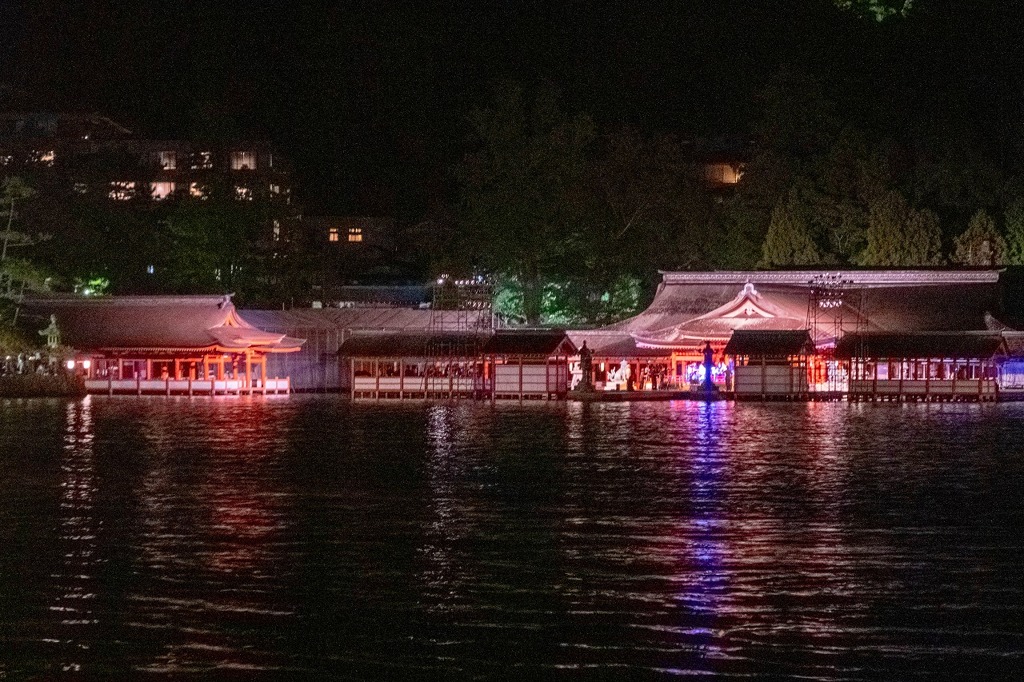 夜の厳島神社（６）